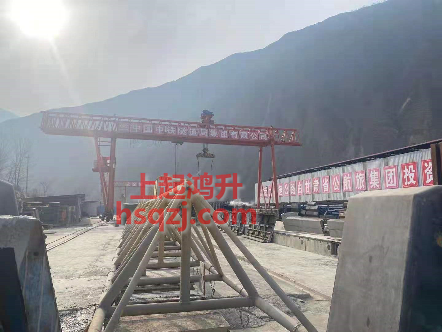 100噸-30米提梁機(jī)租賃|100噸梁場(chǎng)龍門(mén)吊出租